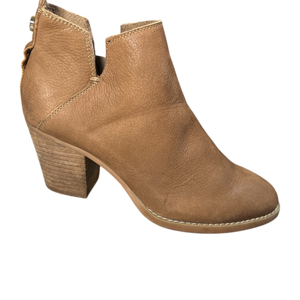 Steve Madden Tan Ankle Boots